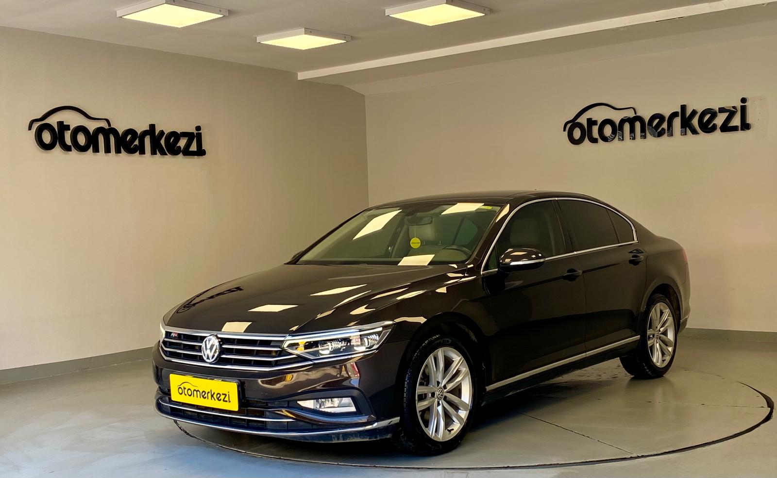 VOLKSWAGEN PASSAT 4